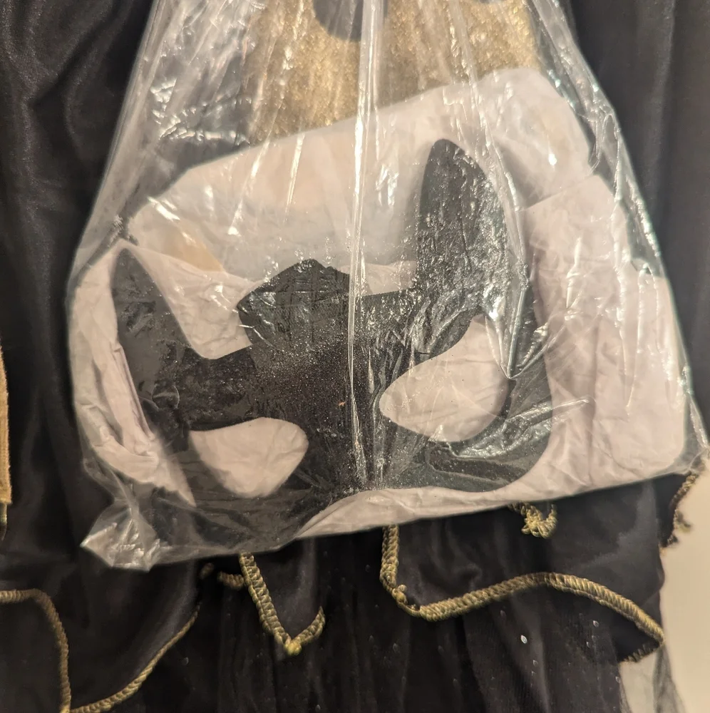 🎃Batgirl Costume Gold & Black Reversible Cape/Mask/Dress/Gauntlets Sz 5-6 NWT